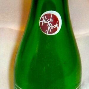 Rare 1940s High Rock Ginger Ale 7-oz Green Soda Bottle